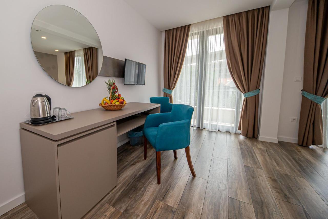 B&B Amfora Petrovac Bagian luar foto