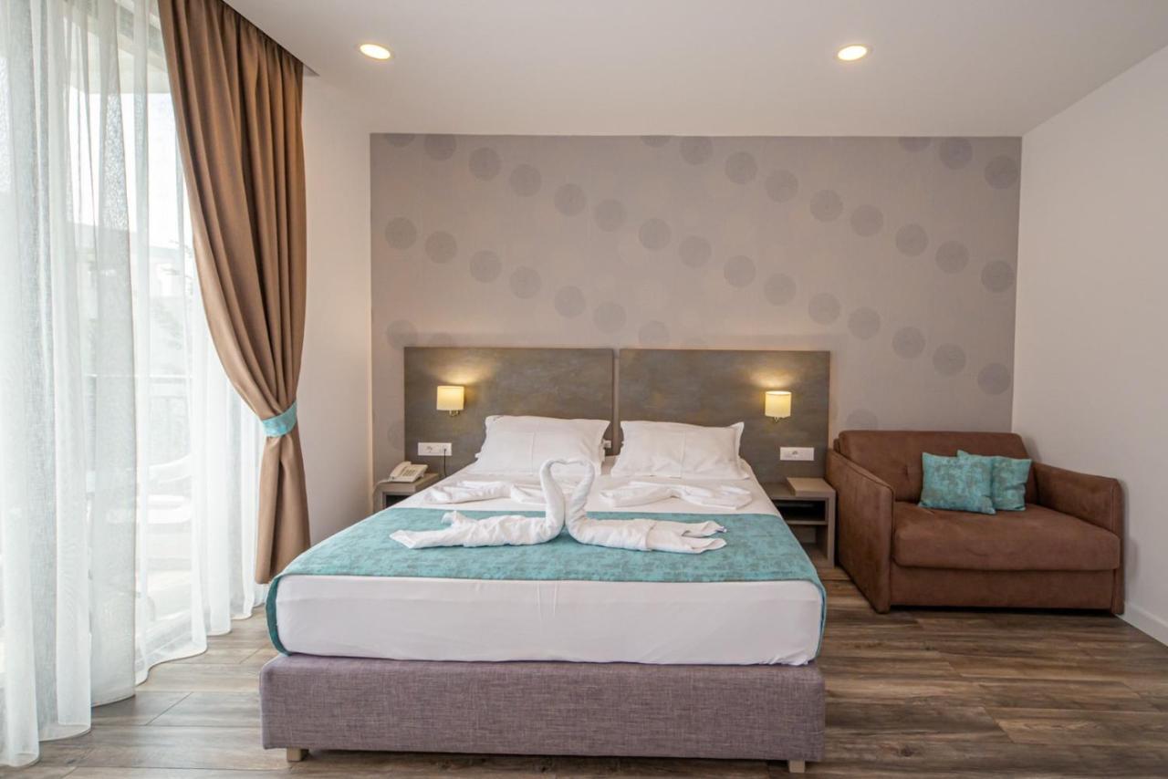 B&B Amfora Petrovac Bagian luar foto