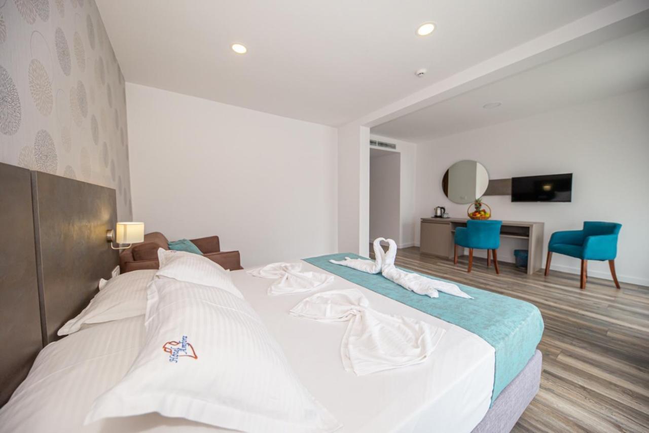 B&B Amfora Petrovac Bagian luar foto