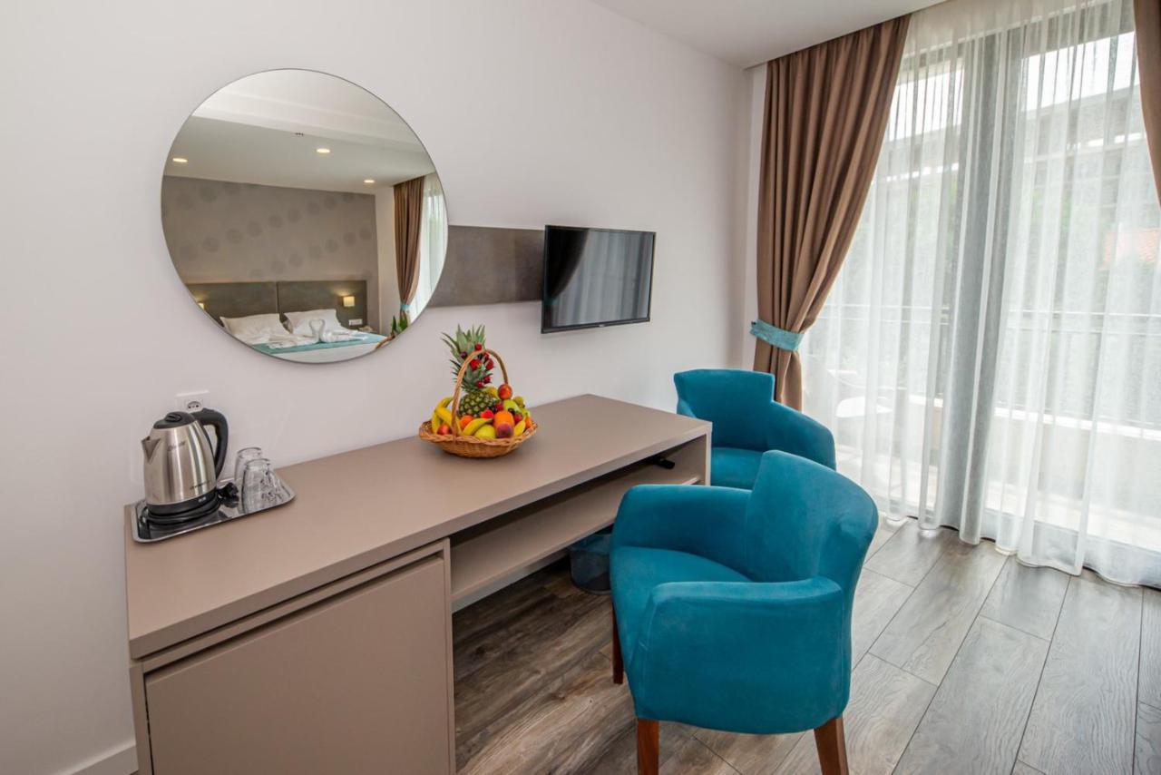 B&B Amfora Petrovac Bagian luar foto