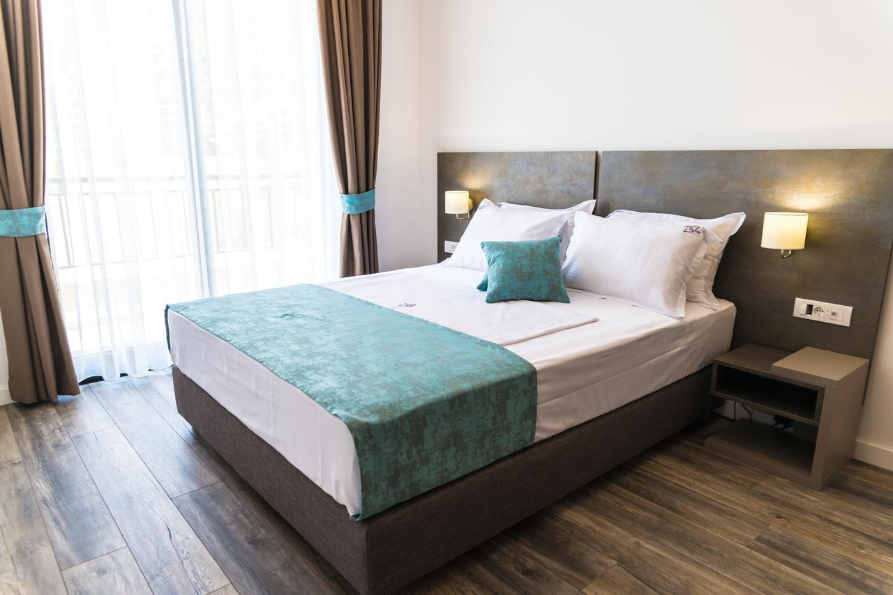 B&B Amfora Petrovac Bagian luar foto