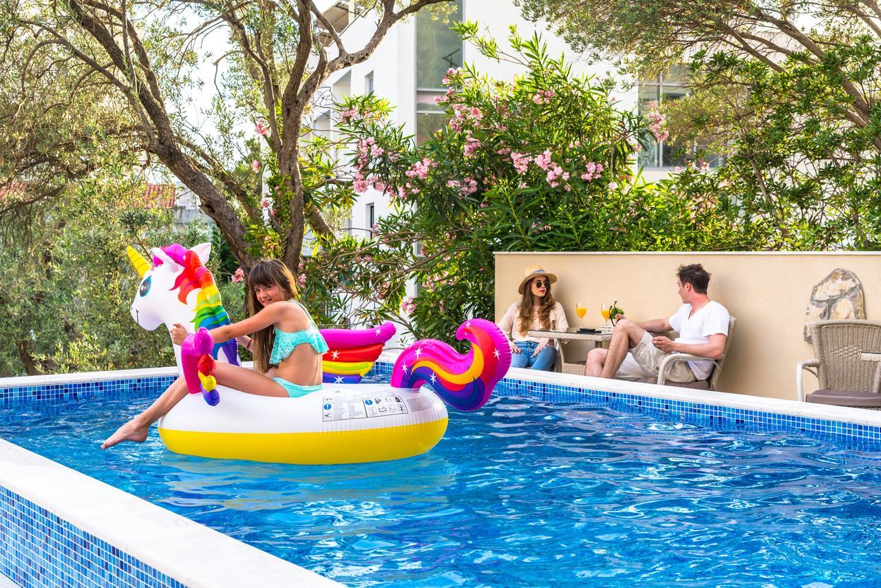 B&B Amfora Petrovac Bagian luar foto